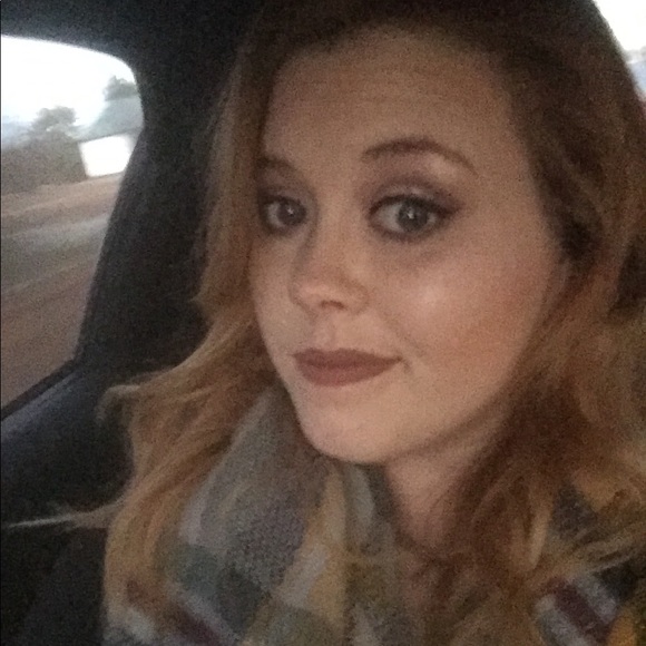 Meet your Posher, Chasity - Picture 1 of 1